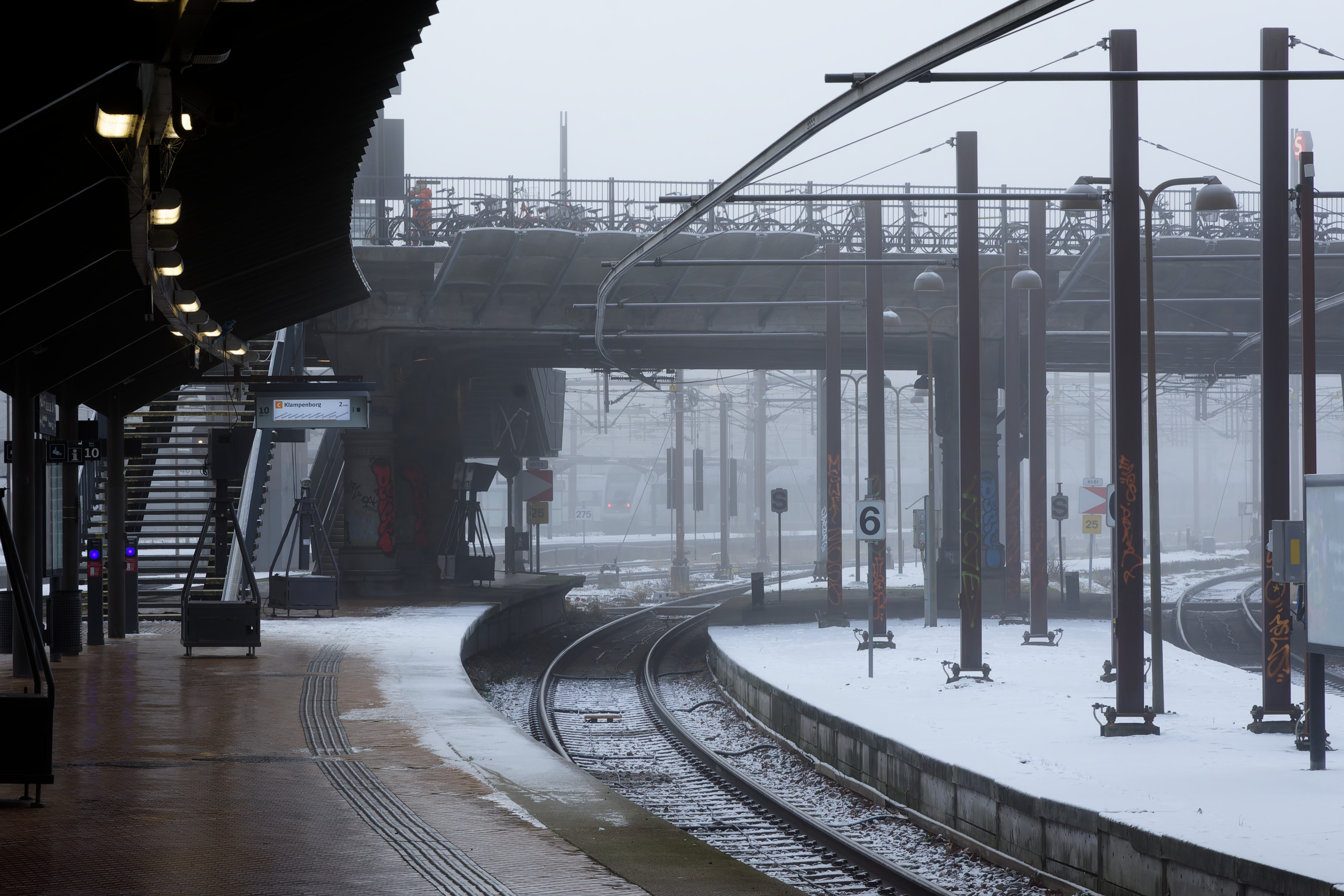 Copenhagen central station, I love the mist here. © 2025. This work is openly licensed via CC BY-NC 4.0